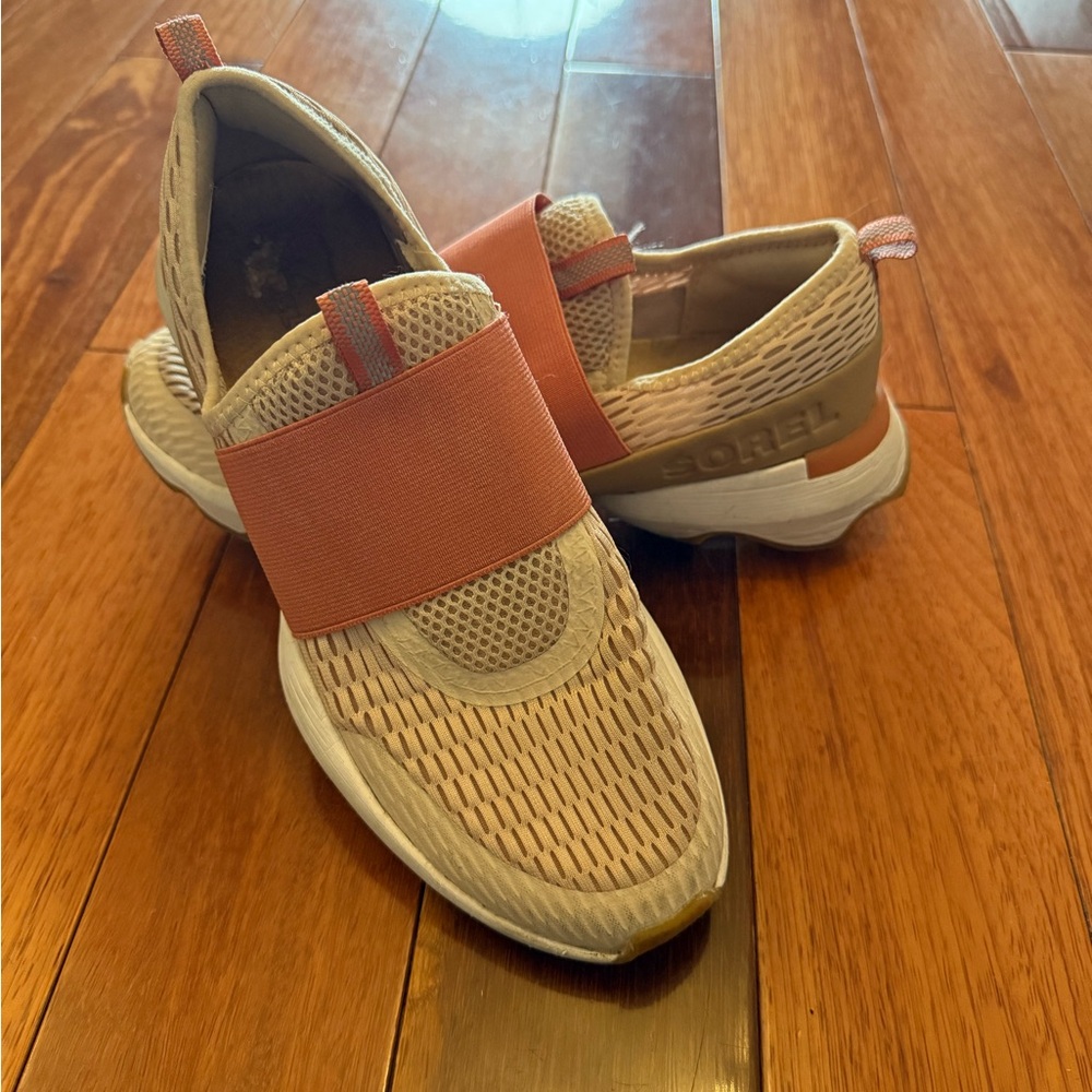 Sorel Tan and Pink Slip-On Shoes